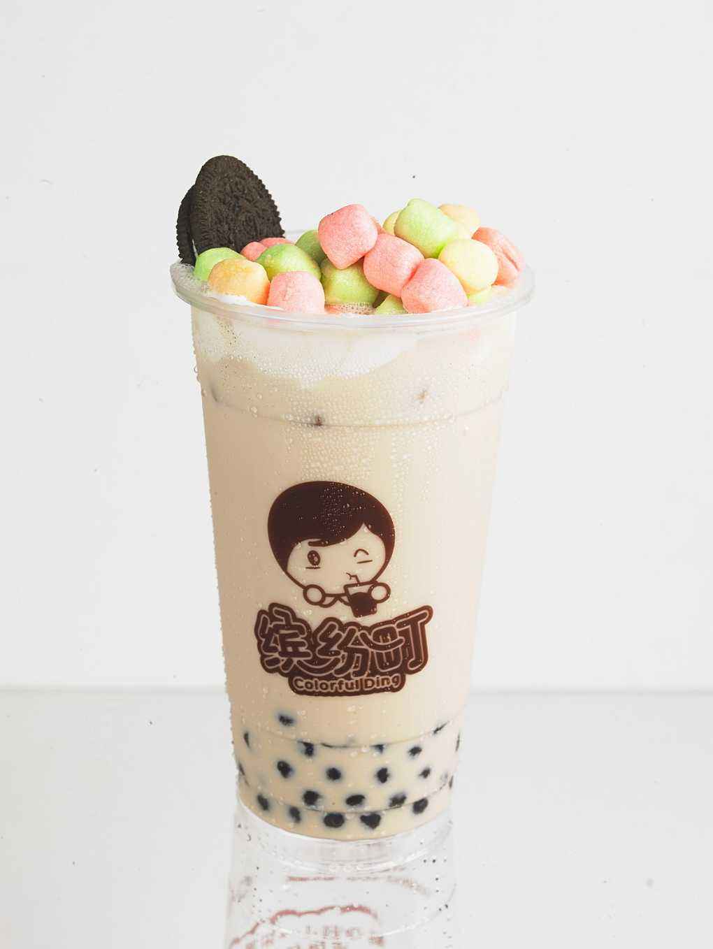 采購(gòu)奶茶店設(shè)備時(shí)需要考慮哪些事項(xiàng)？