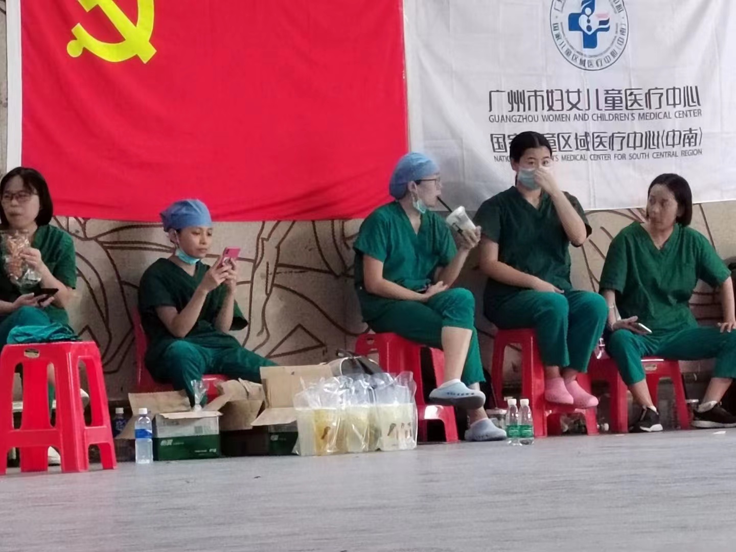 金達(dá)咖啡飲品城:咖啡新茶飲,送給白云抗疫工作者,傳遞愛(ài)心與溫暖 金達(dá)咖啡飲品城:咖啡新茶飲,送給白云抗疫工作者,傳遞愛(ài)心與溫暖