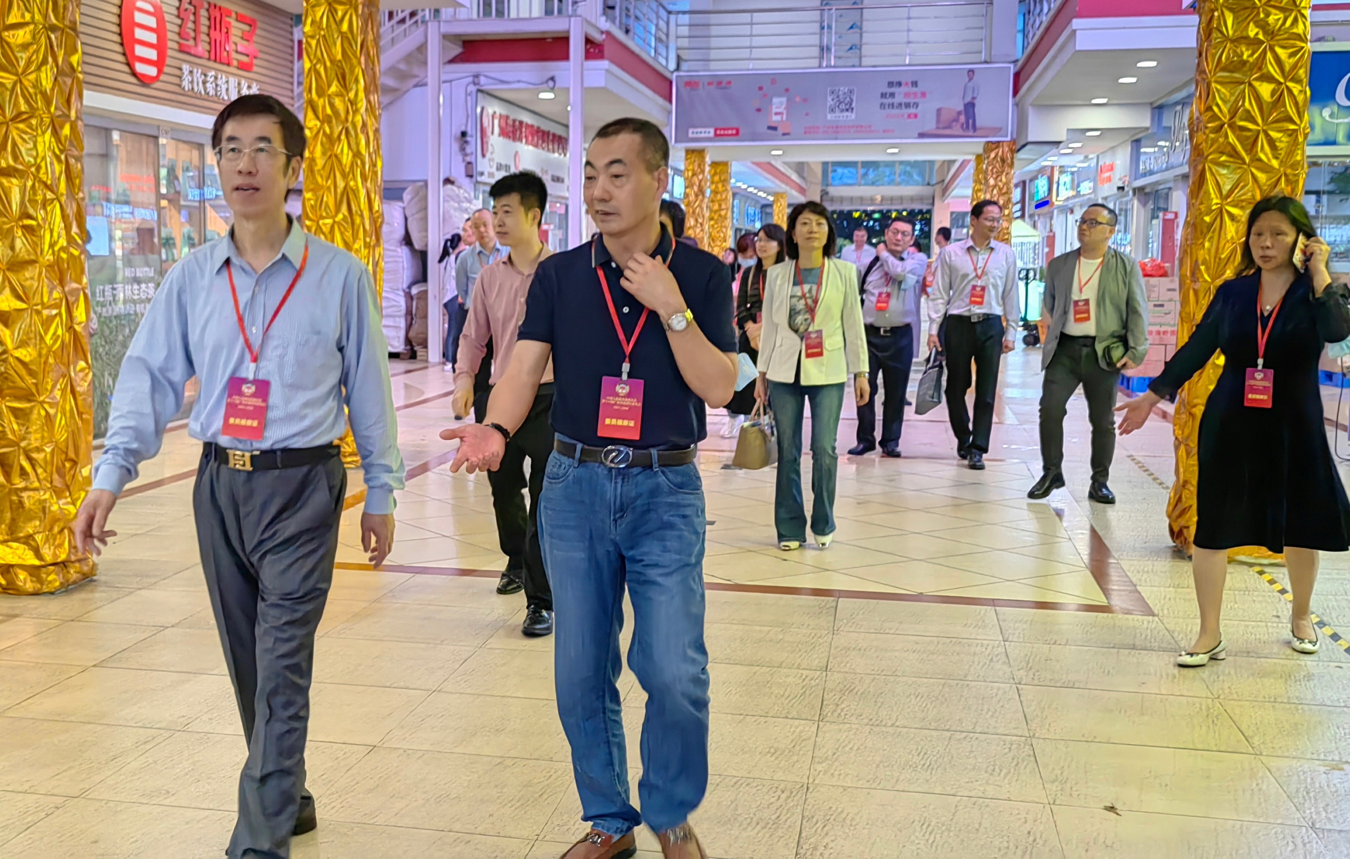 廣州荔灣政協(xié)陳錚衡副主席一行蒞臨金達(dá)調(diào)研咖啡產(chǎn)業(yè)人才服務(wù)驛站的建設(shè) 廣州荔灣政協(xié)陳錚衡副主席一行蒞臨金達(dá)調(diào)研咖啡產(chǎn)業(yè)人才服務(wù)驛站的建設(shè)